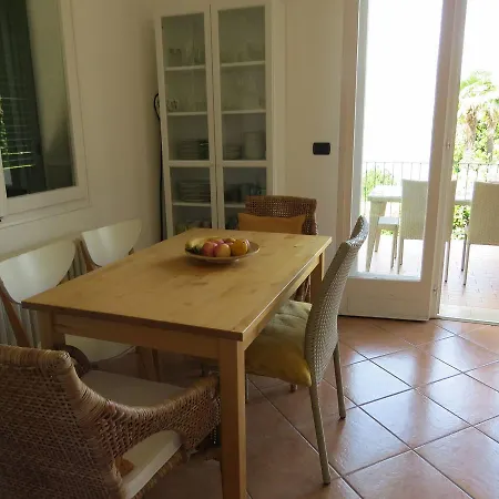 Casa Emilia * Luino